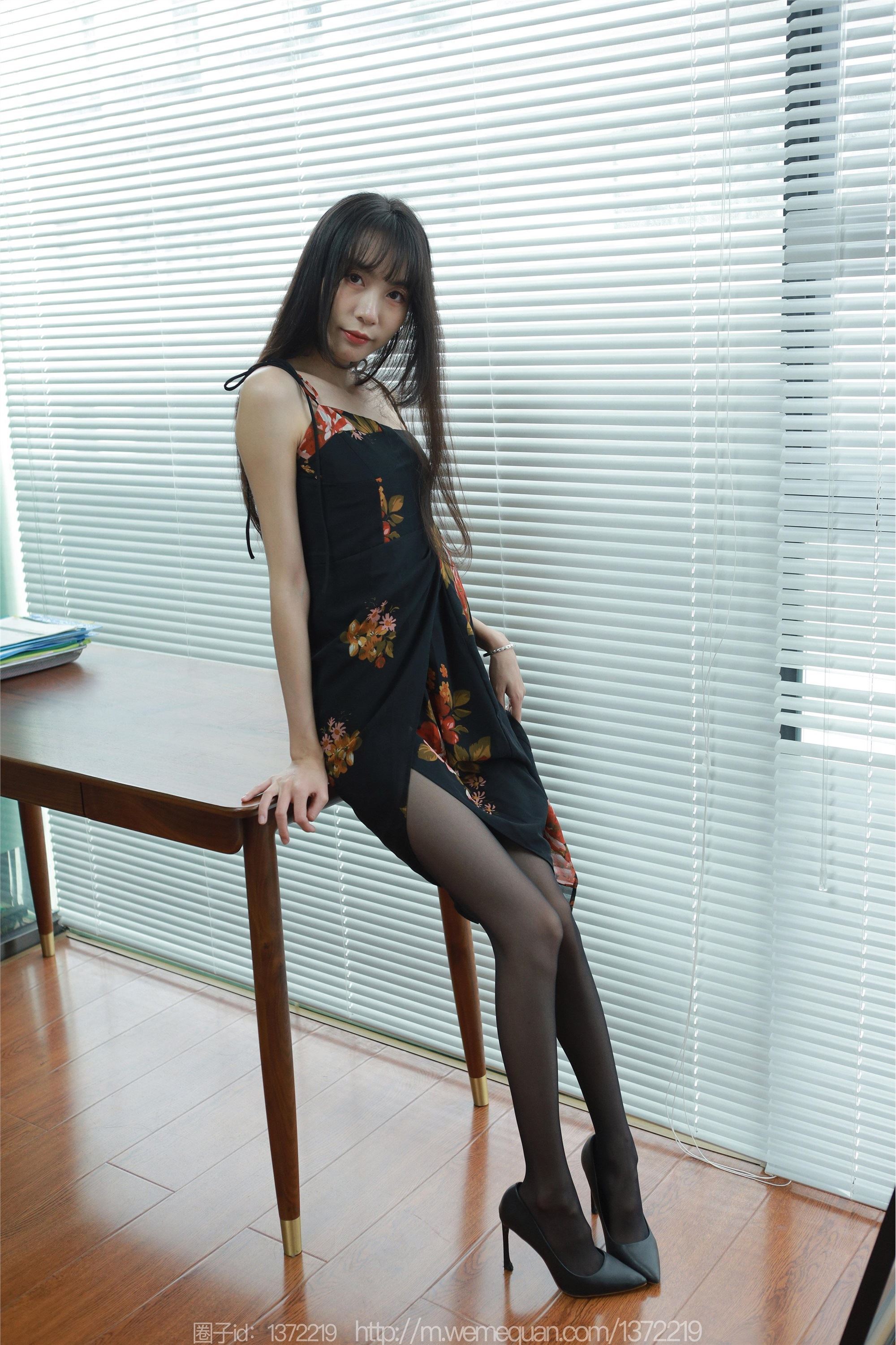 IESS异思趣向  2023.04.28 丝享家 1435 团团《黑色高跟鞋》